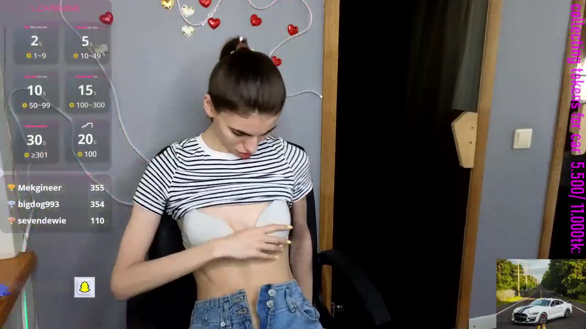 Gallery image thumbnail from Graceful_Doll's myfreecams stream on, 04/19/2025, 10:40 image 13 of 20