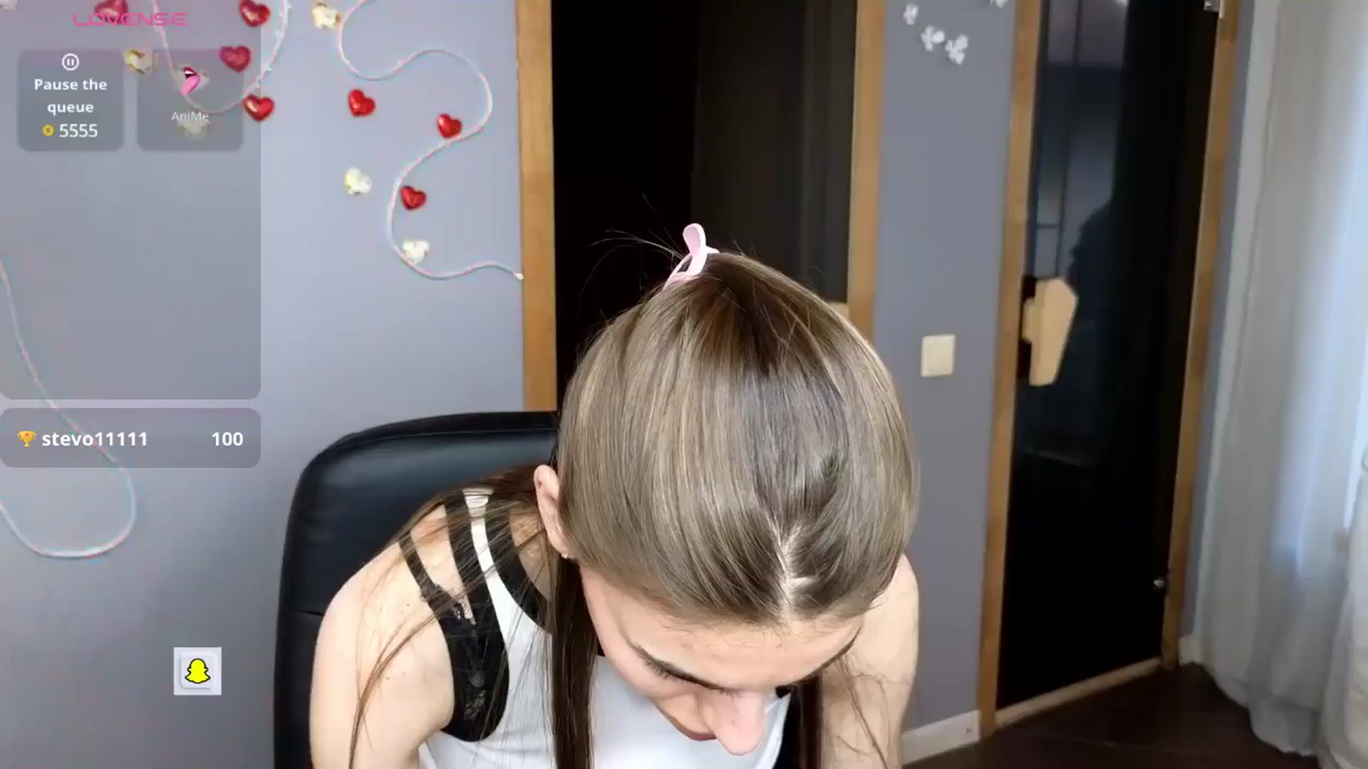 Gallery image thumbnail from Graceful_Doll's myfreecams stream on, 04/23/2025, 12:31 image 8 of 20