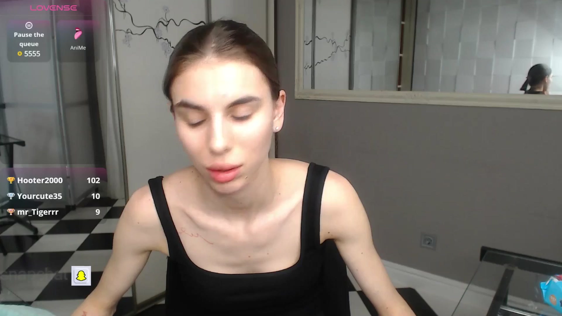 Gallery image thumbnail from Graceful_Doll's myfreecams stream on, 04/25/2025, 14:56 image 13 of 20