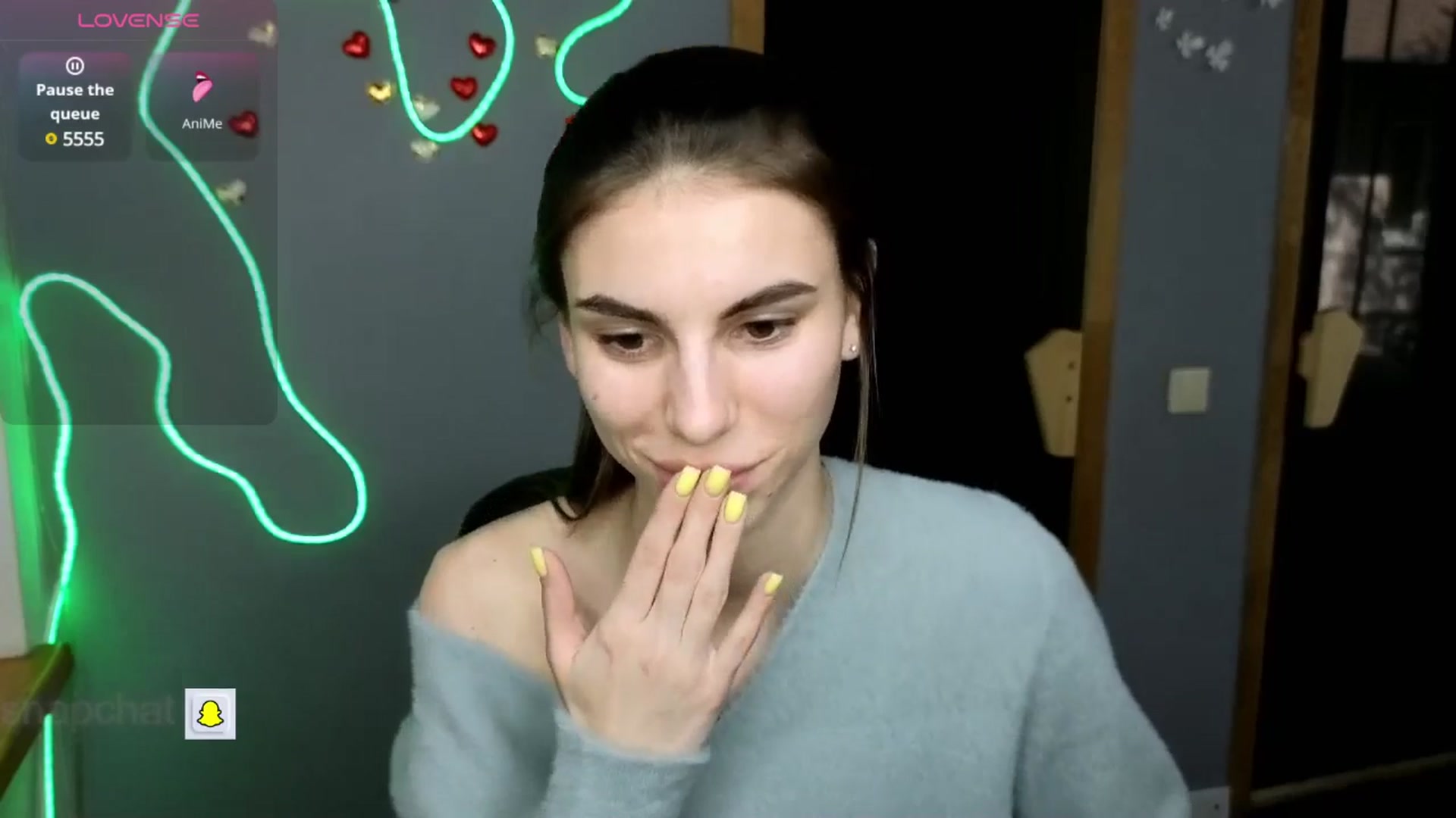Gallery image thumbnail from Graceful_Doll's myfreecams stream on, 04/28/2025, 12:47 image 4 of 20