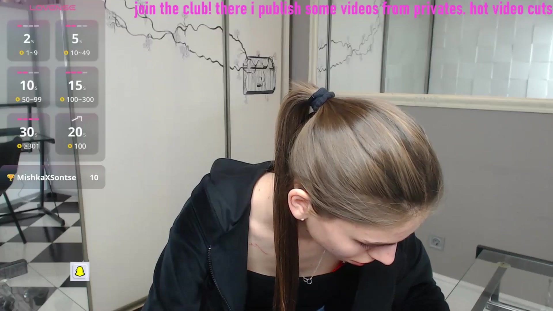 Gallery image thumbnail from Graceful_Doll's myfreecams stream on, 05/01/2025, 11:47 image 4 of 20