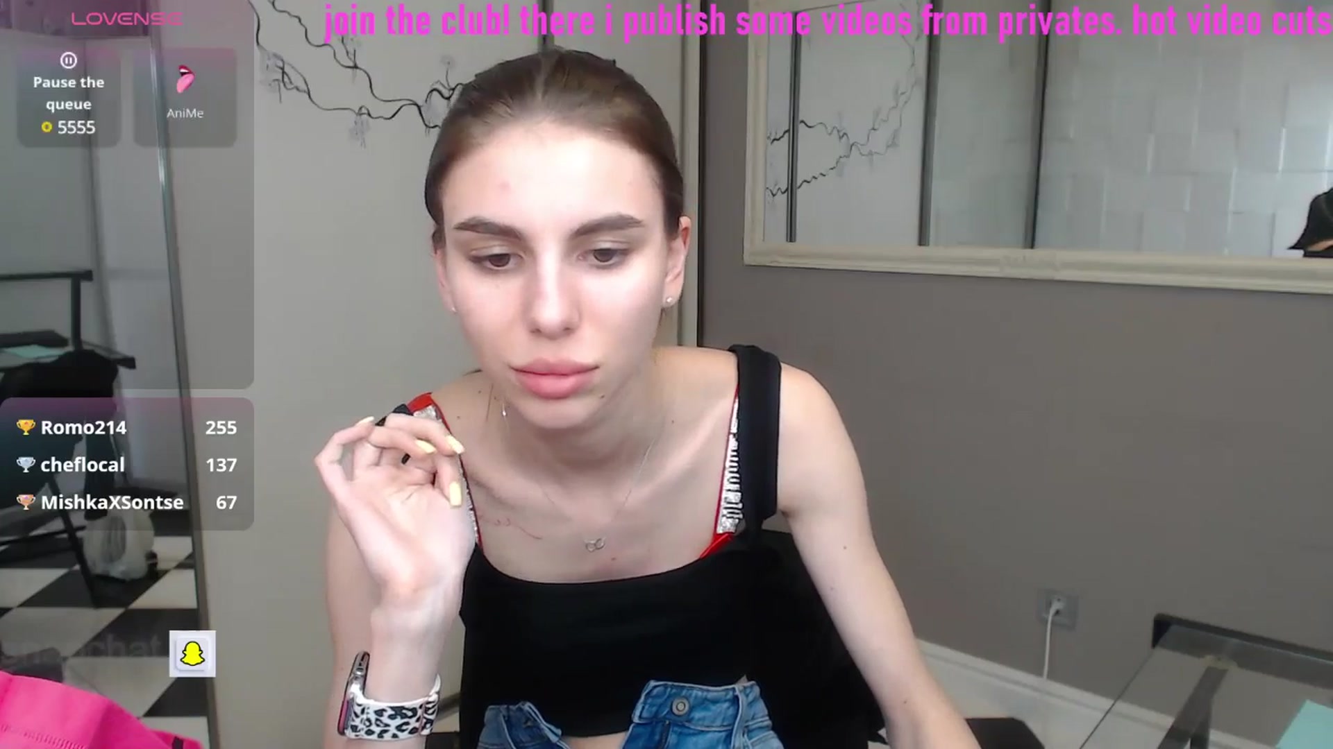 Gallery image thumbnail from Graceful_Doll's myfreecams stream on, 05/01/2025, 14:32 image 12 of 20