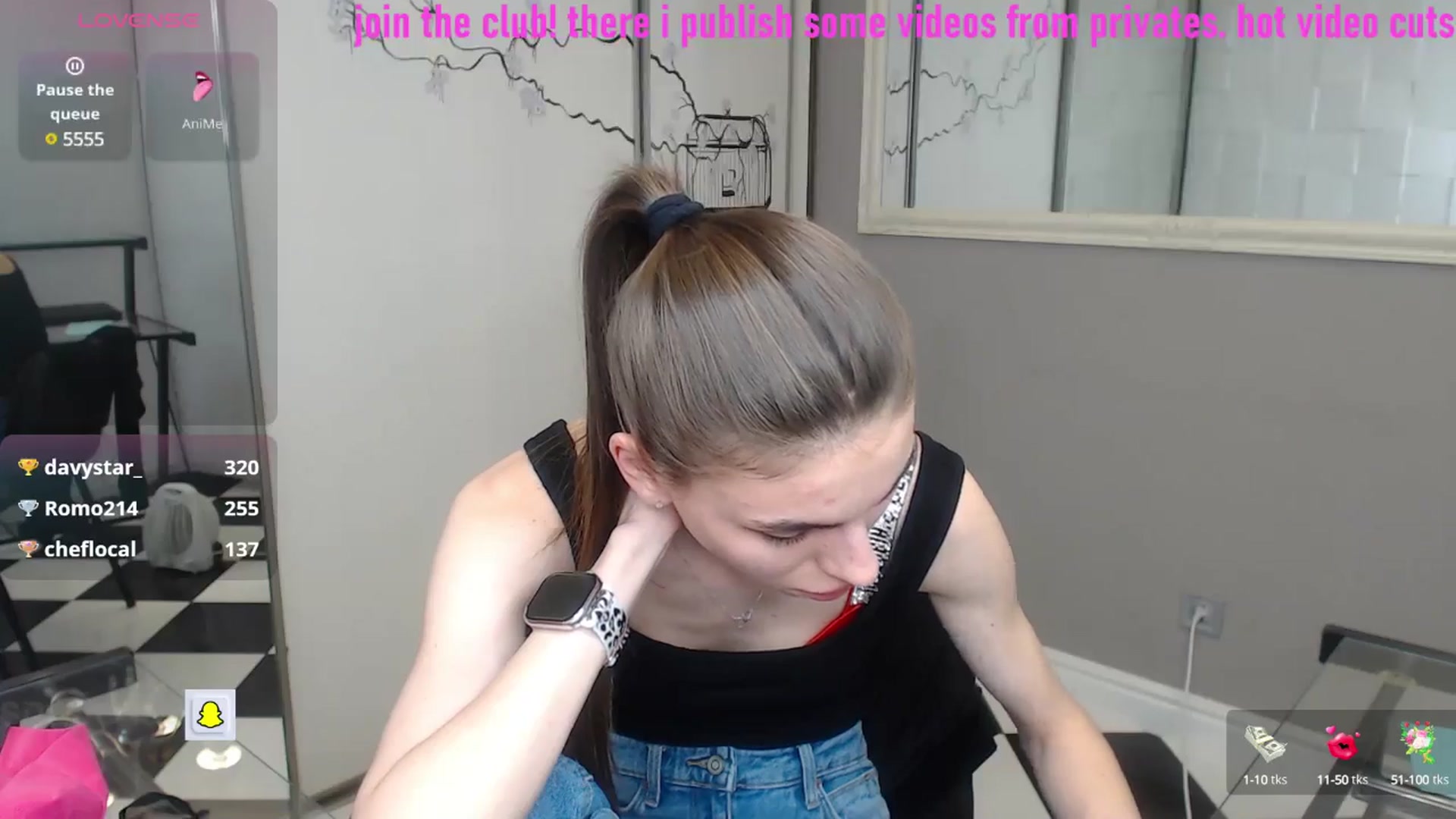 Gallery image thumbnail from Graceful_Doll's myfreecams stream on, 05/01/2025, 17:10 image 15 of 20