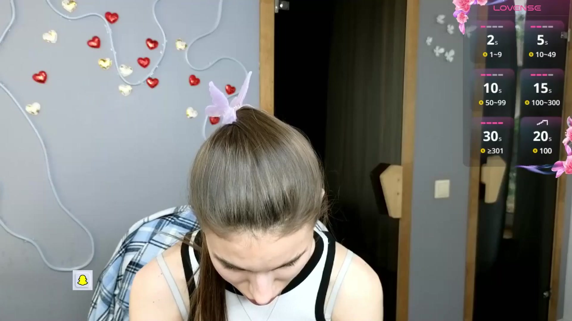 Gallery image thumbnail from Graceful_Doll's myfreecams stream on, 05/10/2025, 10:28 image 10 of 20