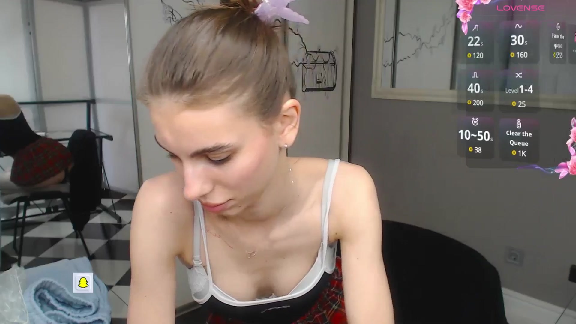 Gallery image thumbnail from Graceful_Doll's myfreecams stream on, 05/13/2025, 12:44 image 15 of 20