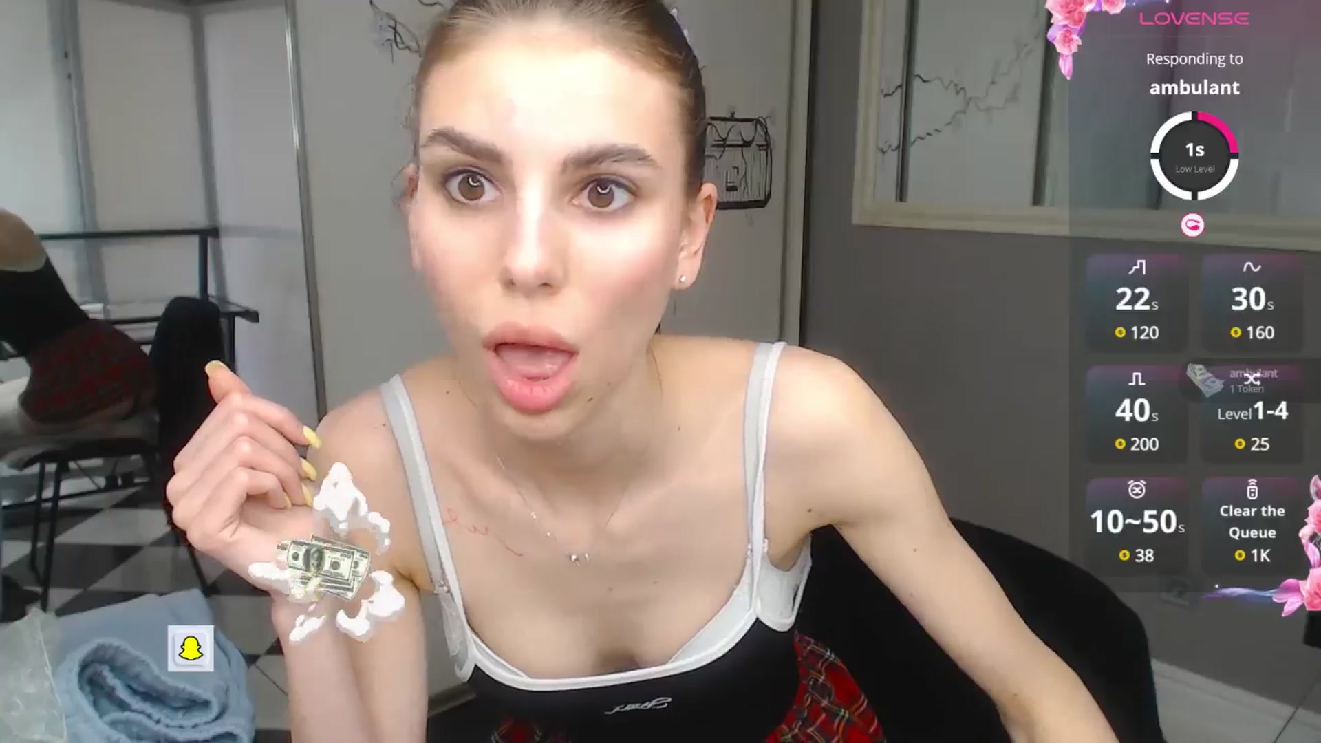 Gallery image thumbnail from Graceful_Doll's myfreecams stream on, 05/13/2025, 12:44 image 16 of 20
