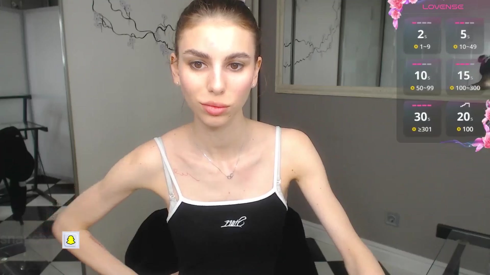 Gallery image thumbnail from Graceful_Doll's myfreecams stream on, 05/13/2025, 12:44 image 3 of 20
