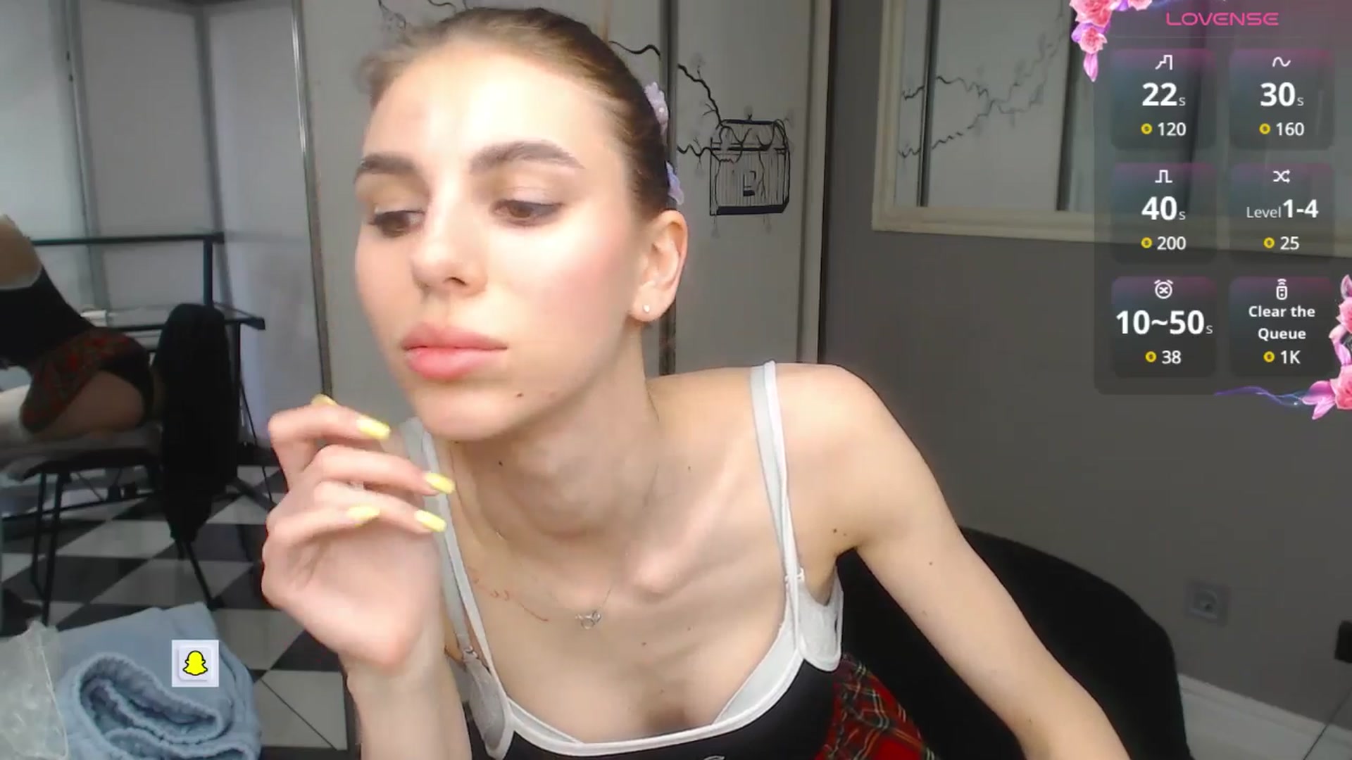 Gallery image thumbnail from Graceful_Doll's myfreecams stream on, 05/13/2025, 12:44 image 17 of 20