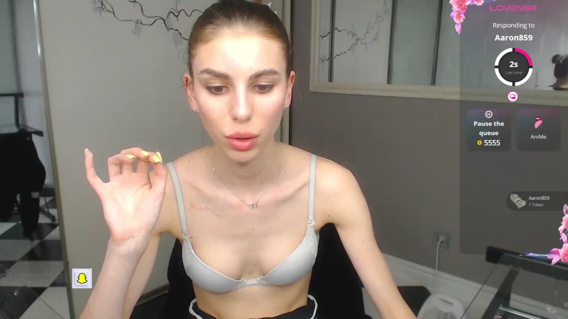 Gallery image thumbnail from Graceful_Doll's myfreecams stream on, 05/13/2025, 14:29 image 9 of 20