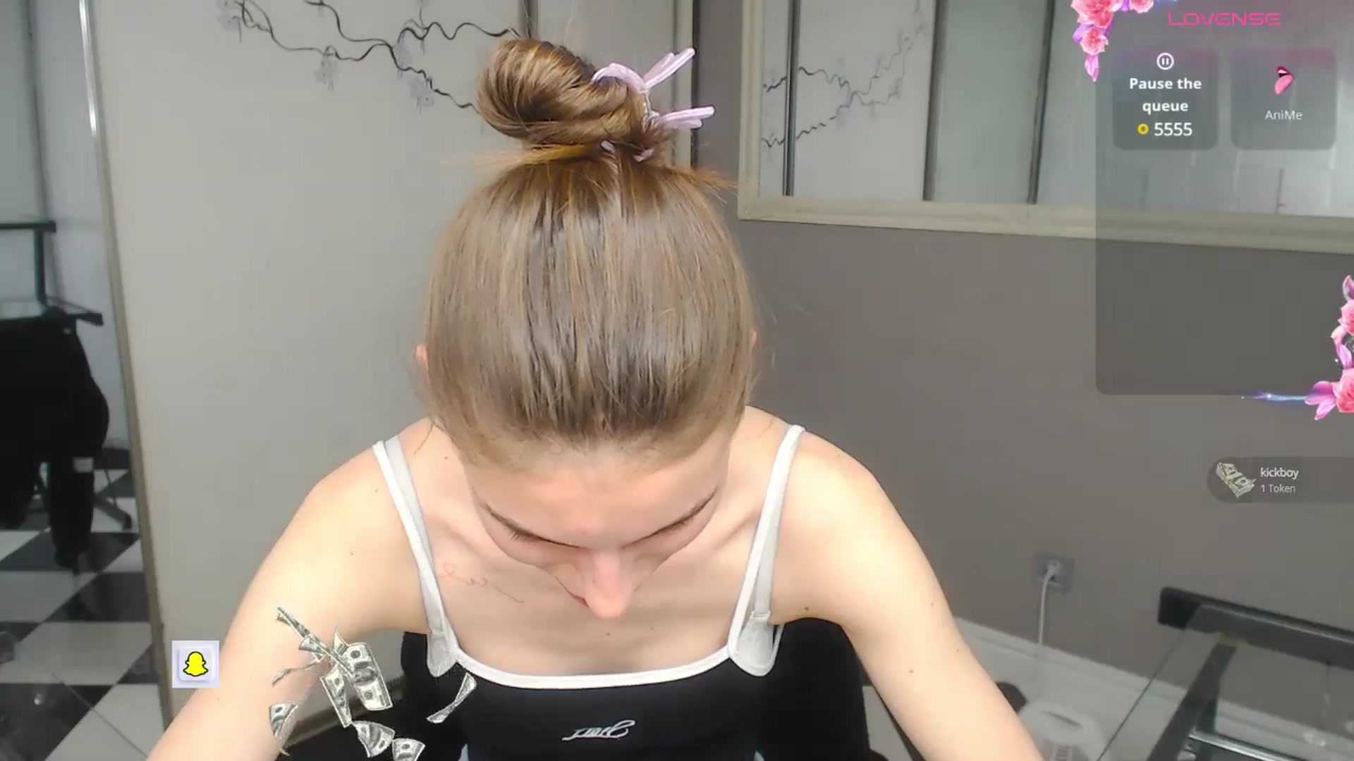 Gallery image thumbnail from Graceful_Doll's myfreecams stream on, 05/13/2025, 14:29 image 14 of 20