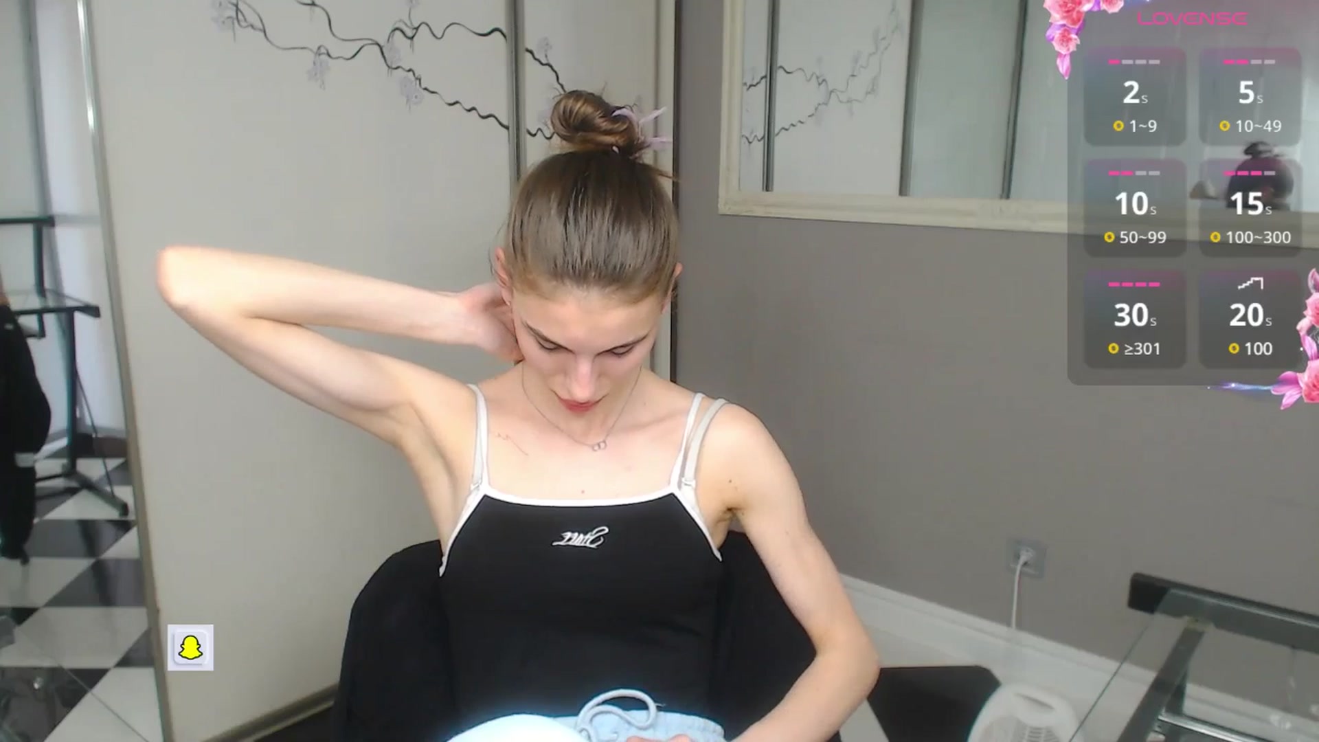 Gallery image thumbnail from Graceful_Doll's myfreecams stream on, 05/13/2025, 14:29 image 20 of 20