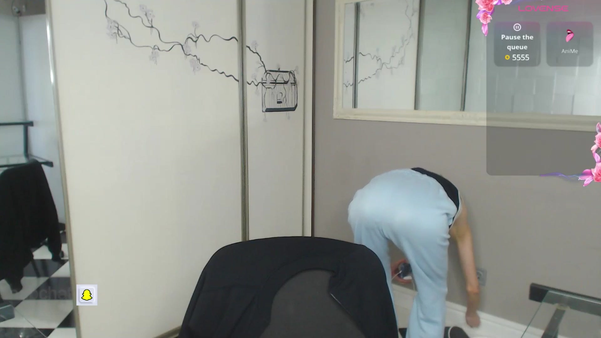 Gallery image thumbnail from Graceful_Doll's myfreecams stream on, 05/13/2025, 16:16 image 12 of 20