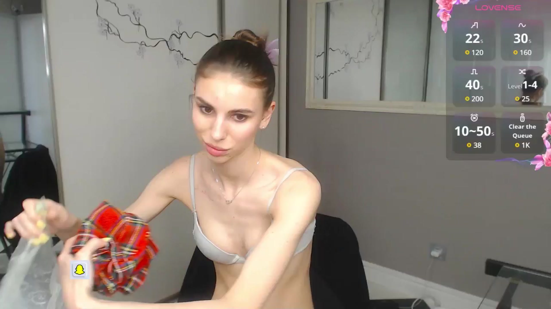 Gallery image thumbnail from Graceful_Doll's myfreecams stream on, 05/13/2025, 16:16 image 8 of 20