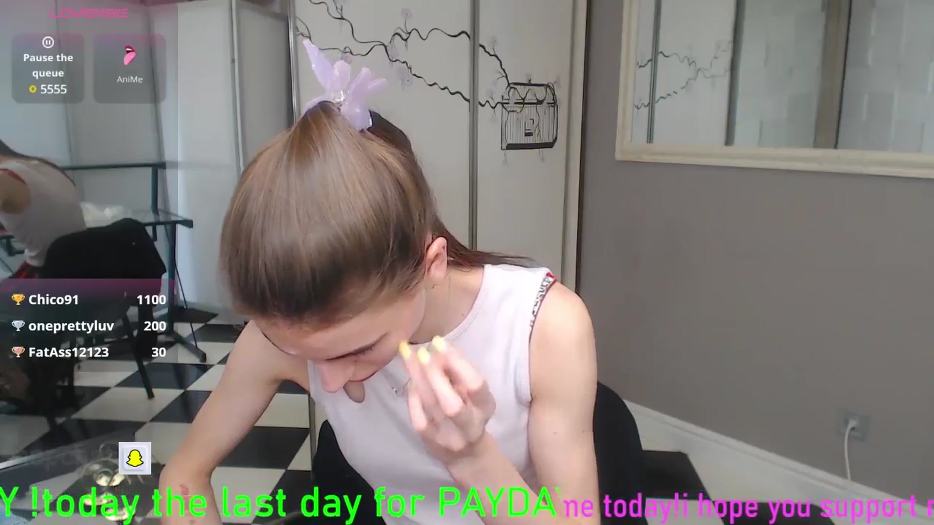 Gallery image thumbnail from Graceful_Doll's myfreecams stream on, 05/15/2025, 14:57 image 18 of 20