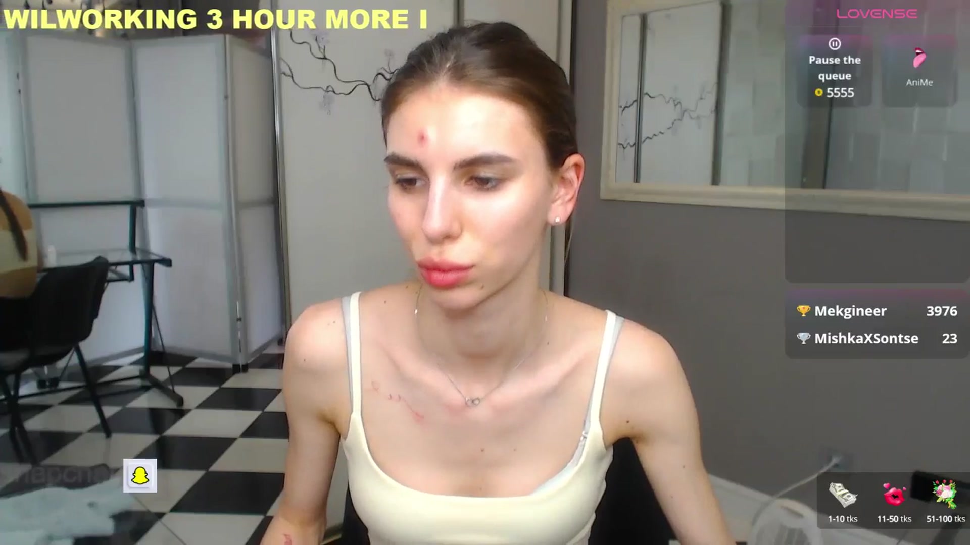 Gallery image thumbnail from Graceful_Doll's myfreecams stream on, 05/20/2025, 13:21 image 14 of 20