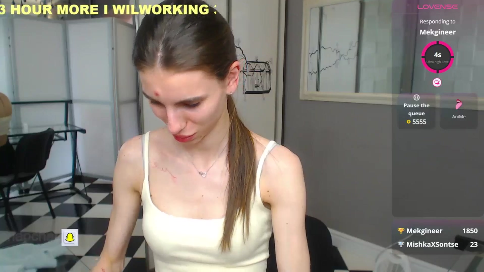 Gallery image thumbnail from Graceful_Doll's myfreecams stream on, 05/20/2025, 13:21 image 3 of 20