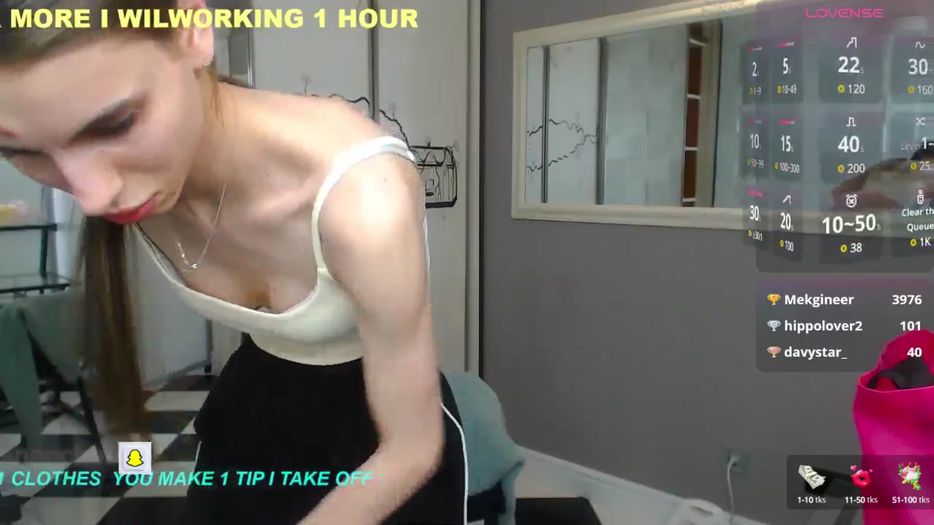 Gallery image thumbnail from Graceful_Doll's myfreecams stream on, 05/20/2025, 15:49 image 15 of 20