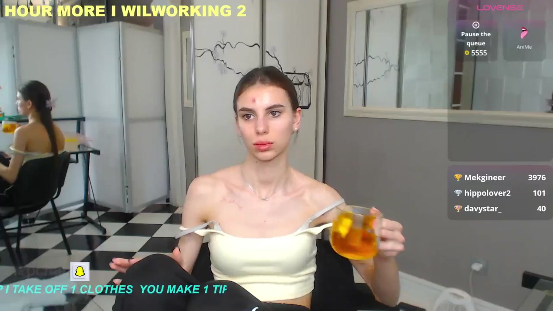Gallery image thumbnail from Graceful_Doll's myfreecams stream on, 05/20/2025, 15:49 image 3 of 20