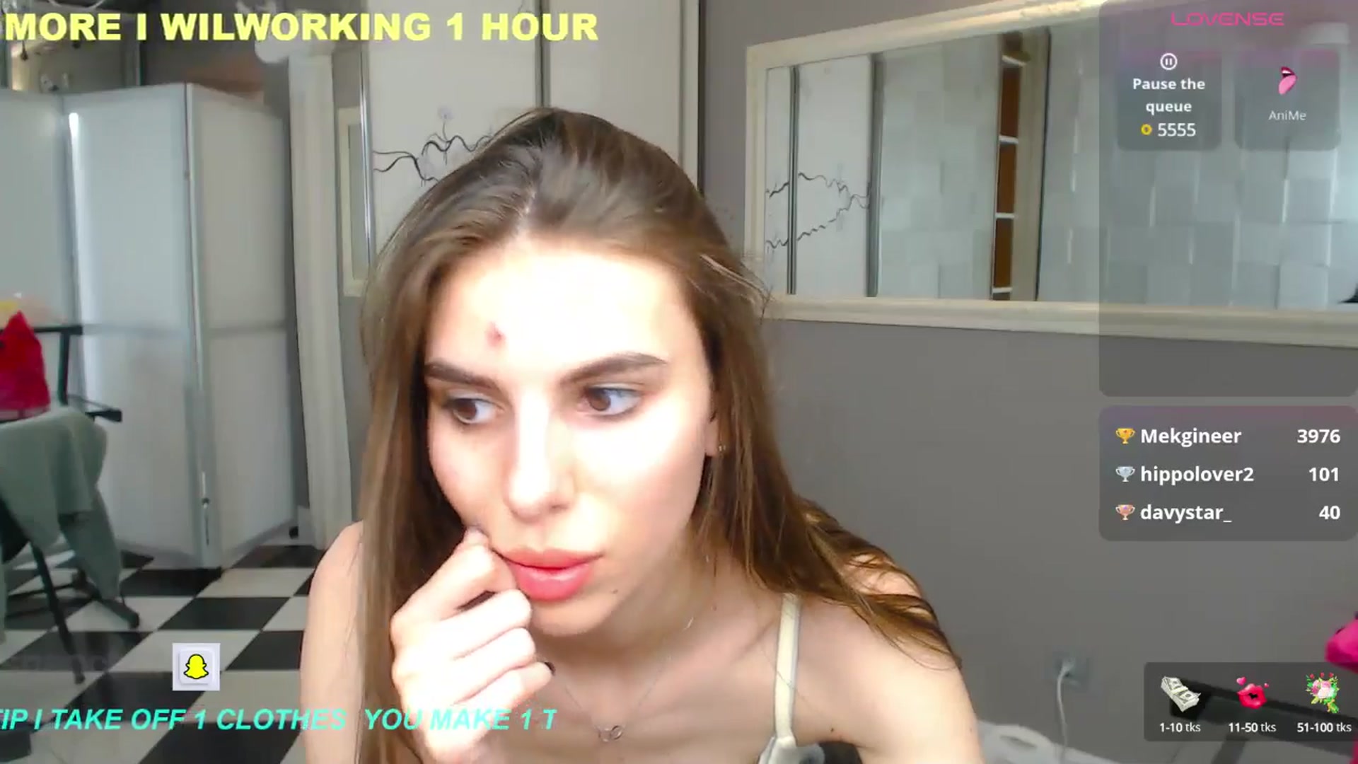 Gallery image thumbnail from Graceful_Doll's myfreecams stream on, 05/20/2025, 15:49 image 18 of 20