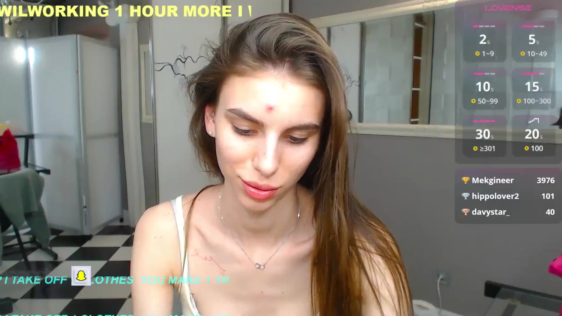 Gallery image thumbnail from Graceful_Doll's myfreecams stream on, 05/20/2025, 15:49 image 17 of 20