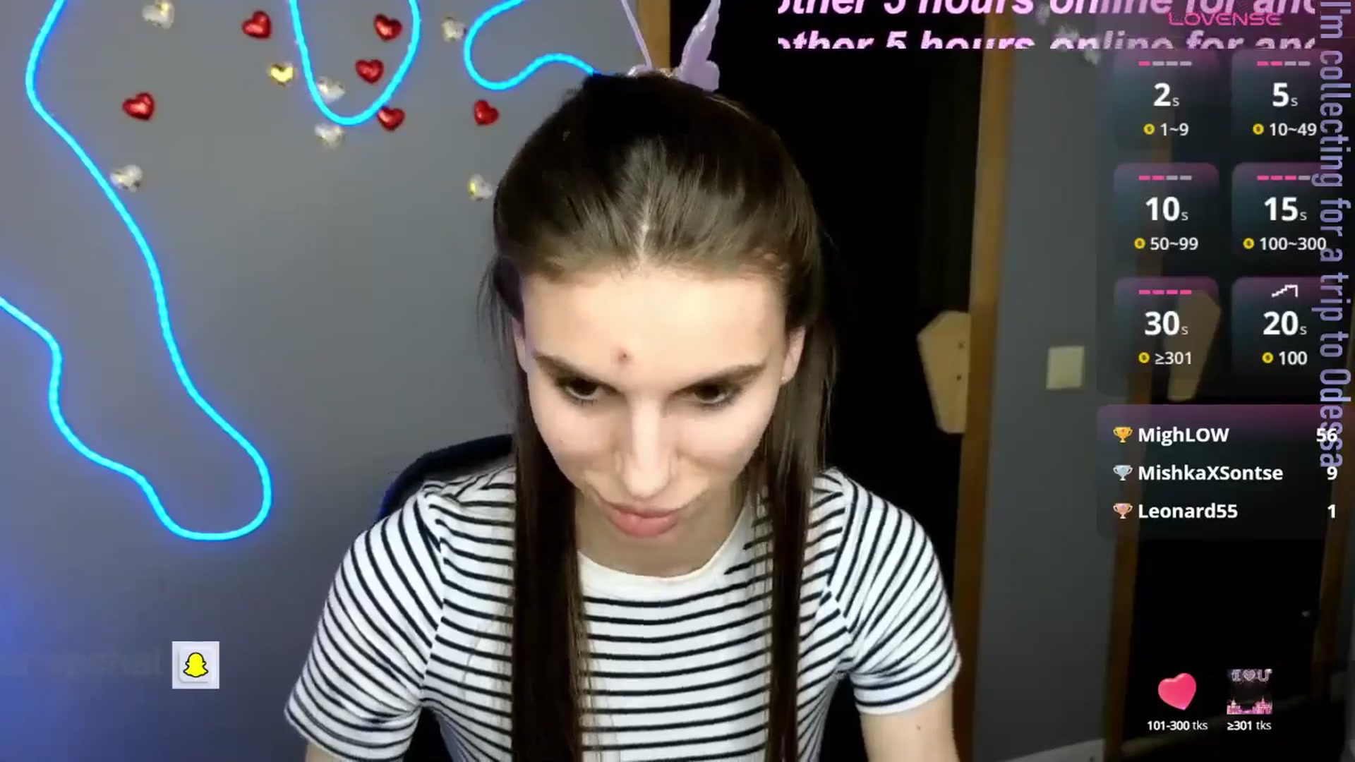 Gallery image thumbnail from Graceful_Doll's myfreecams stream on, 05/21/2025, 12:37 image 11 of 20