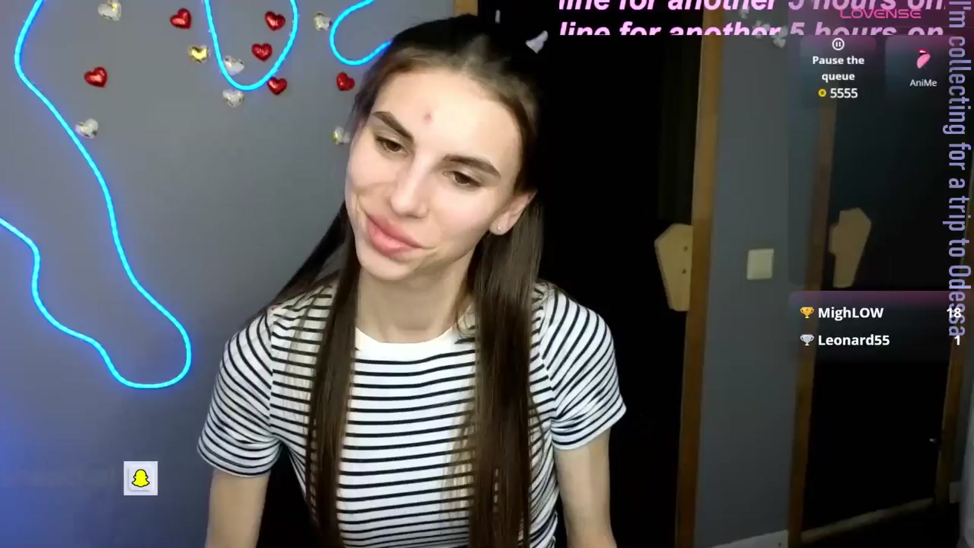 Gallery image thumbnail from Graceful_Doll's myfreecams stream on, 05/21/2025, 12:37 image 1 of 20