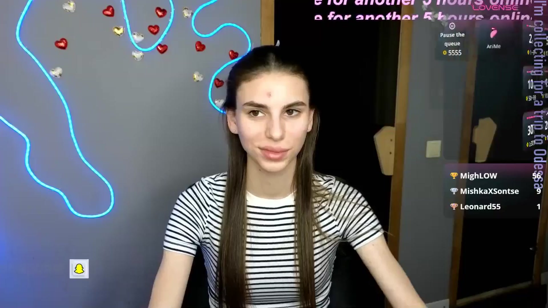 Gallery image thumbnail from Graceful_Doll's myfreecams stream on, 05/21/2025, 12:37 image 16 of 20