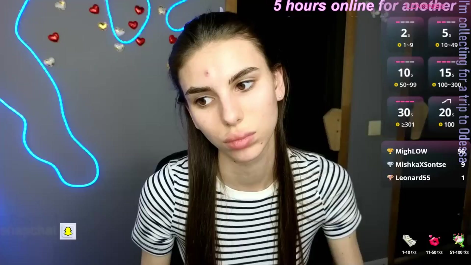 Gallery image thumbnail from Graceful_Doll's myfreecams stream on, 05/21/2025, 12:37 image 18 of 20