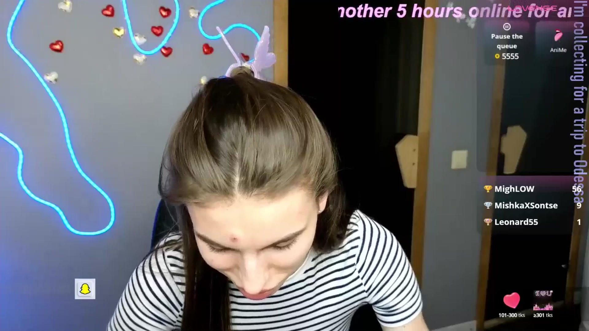 Gallery image thumbnail from Graceful_Doll's myfreecams stream on, 05/21/2025, 13:43 image 3 of 20