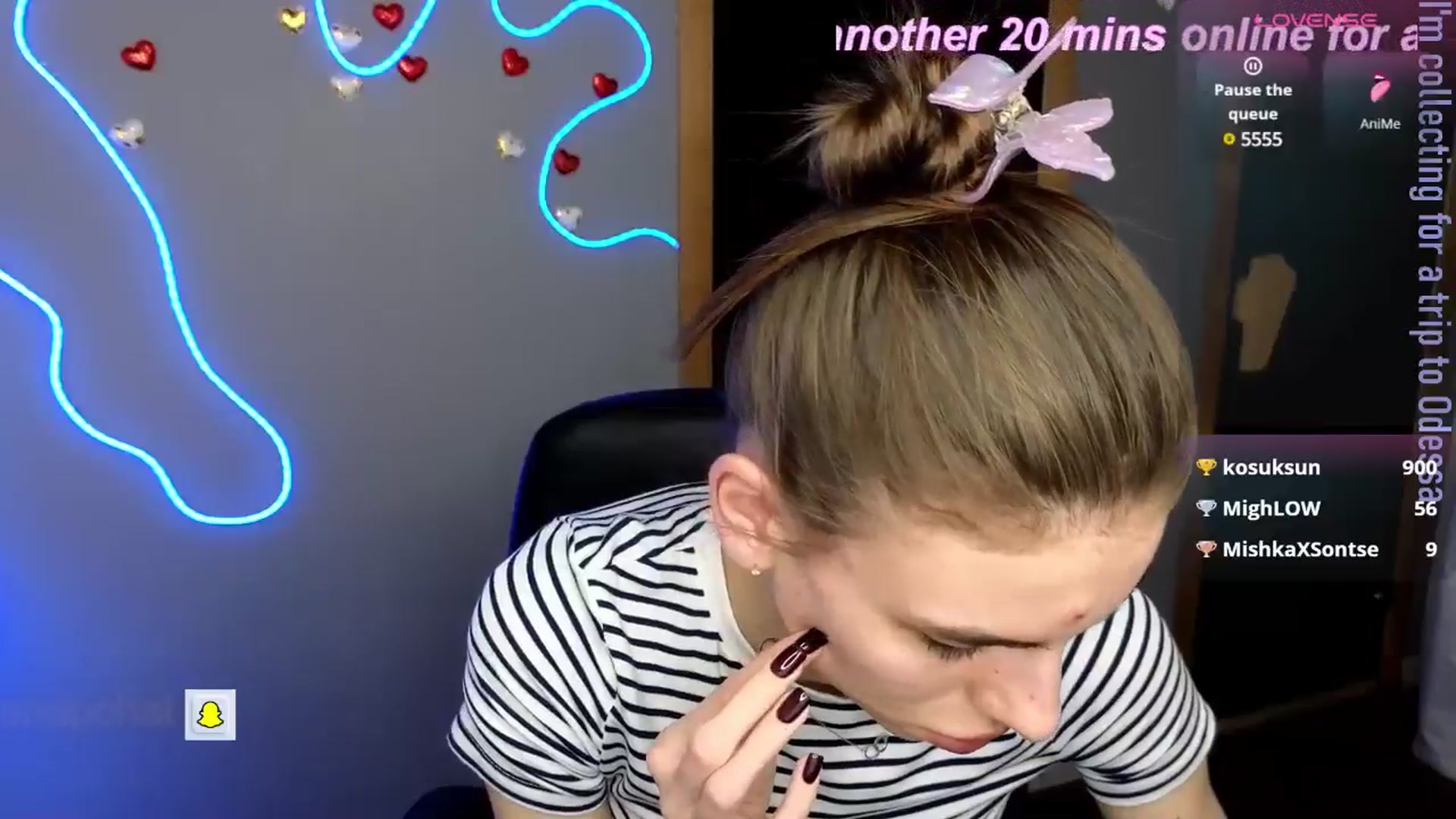 Gallery image thumbnail from Graceful_Doll's myfreecams stream on, 05/21/2025, 17:07 image 14 of 20