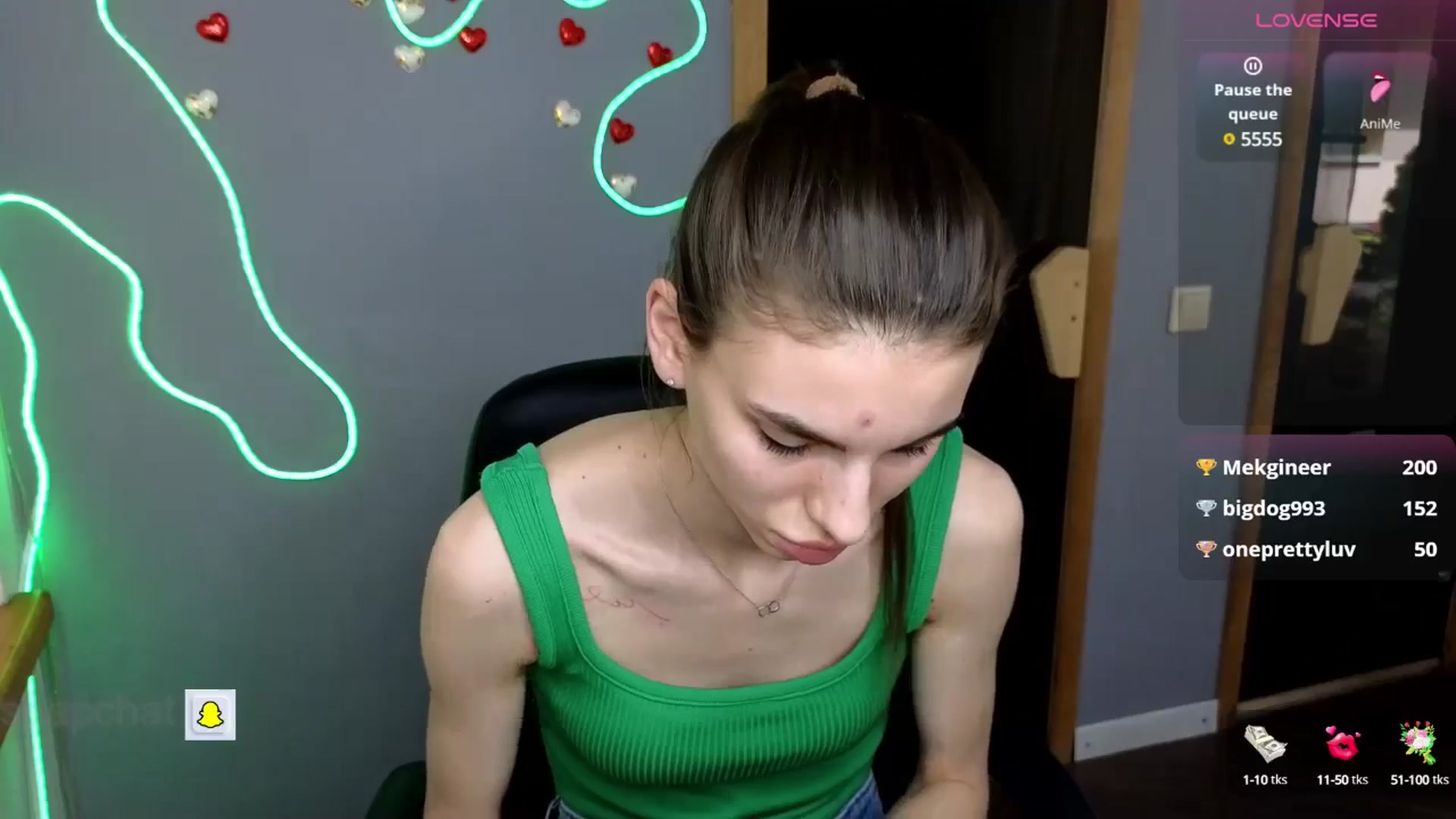 Gallery image thumbnail from Graceful_Doll's myfreecams stream on, 05/24/2025, 11:02 image 3 of 20