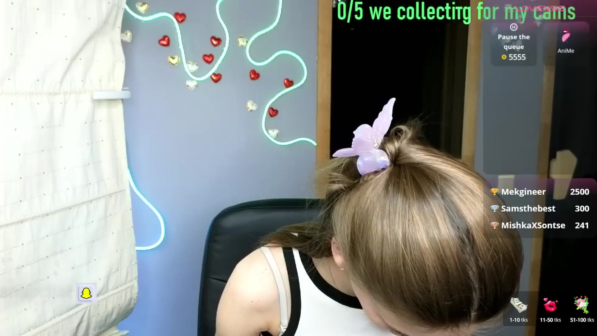 Gallery image thumbnail from Graceful_Doll's myfreecams stream on, 05/26/2025, 17:10 image 13 of 20