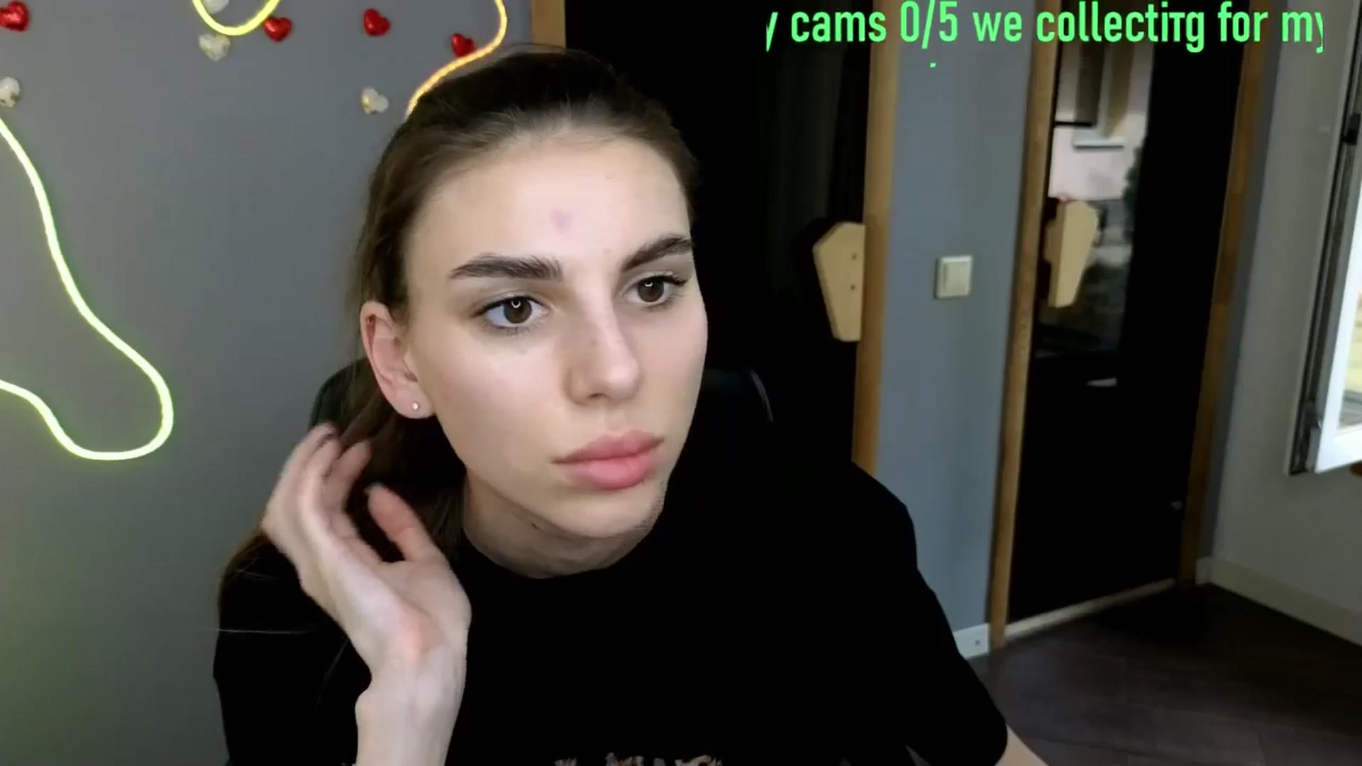 Gallery image thumbnail from Graceful_Doll's myfreecams stream on, 05/27/2025, 13:25 image 5 of 20