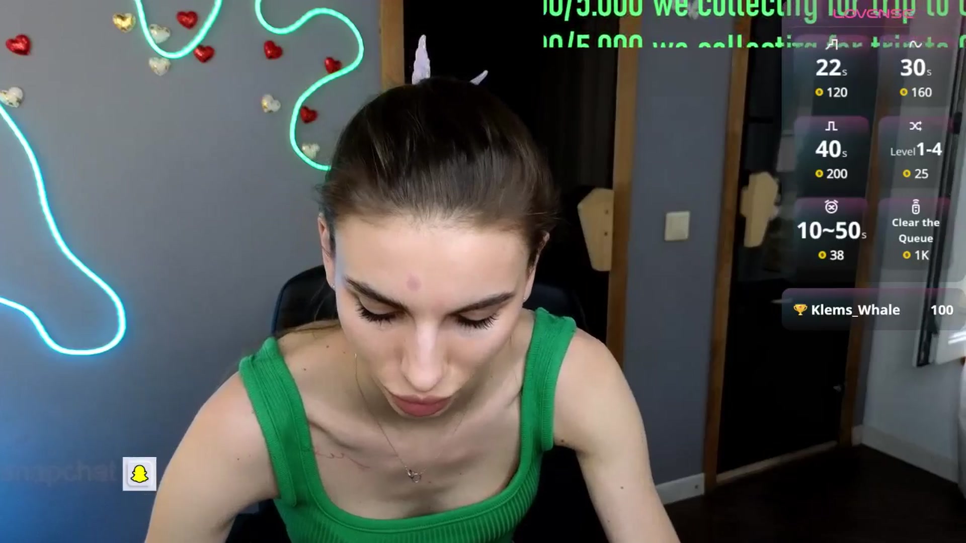 Gallery image thumbnail from Graceful_Doll's myfreecams stream on, 05/27/2025, 14:02 image 7 of 20