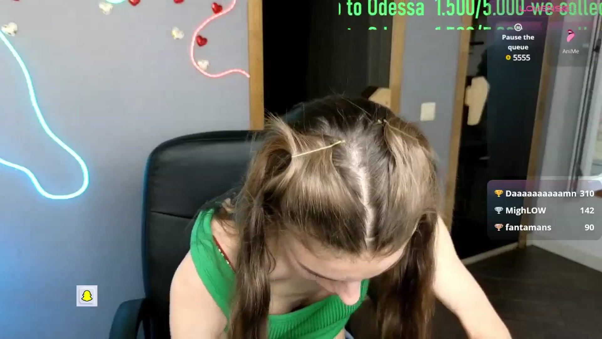 Gallery image thumbnail from Graceful_Doll's myfreecams stream on, 05/29/2025, 15:37 image 20 of 20