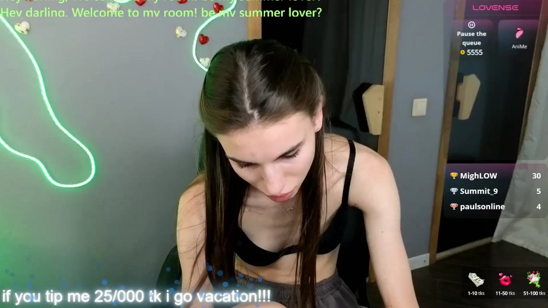 Gallery image thumbnail from Graceful_Doll's myfreecams stream on, 06/04/2025, 15:01 image 10 of 20