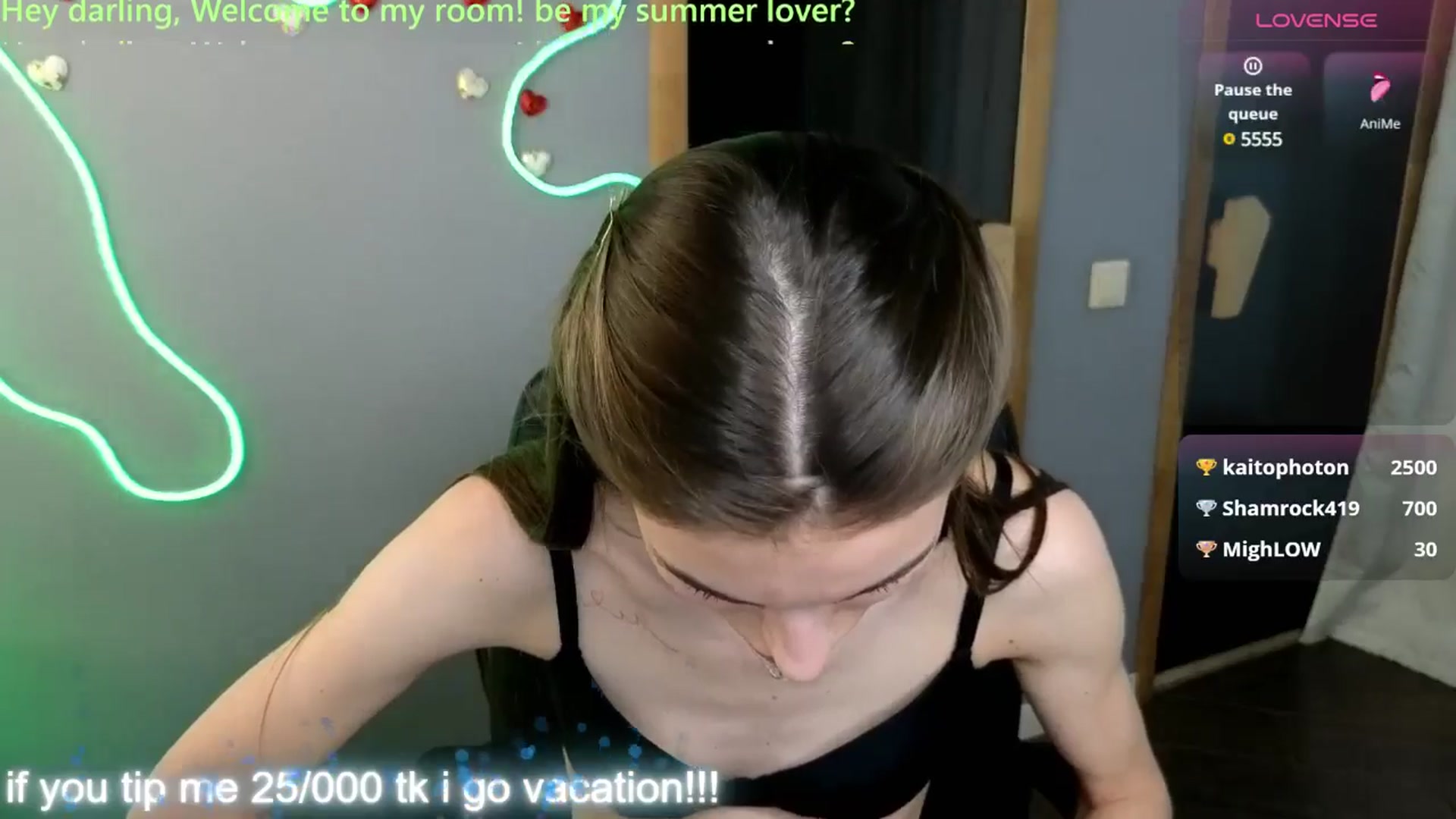 Gallery image thumbnail from Graceful_Doll's myfreecams stream on, 06/04/2025, 15:01 image 19 of 20
