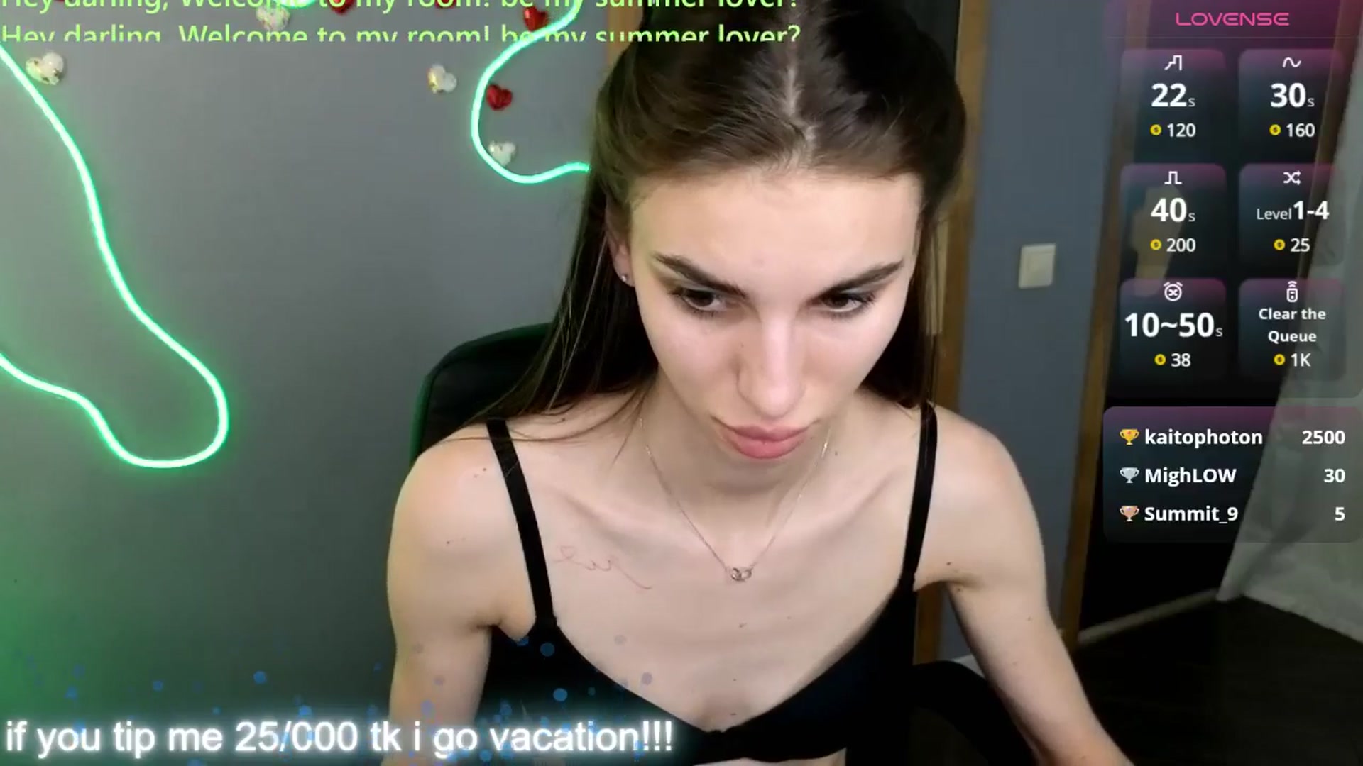 Gallery image thumbnail from Graceful_Doll's myfreecams stream on, 06/04/2025, 15:01 image 17 of 20