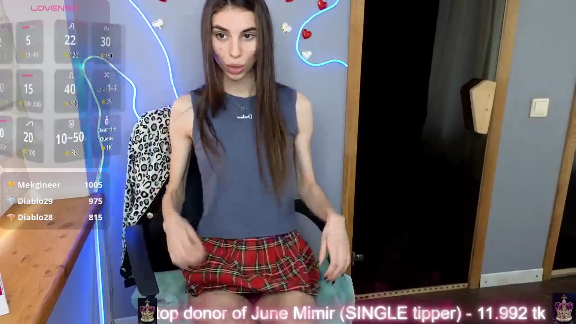 Gallery image thumbnail from Graceful_Doll's myfreecams stream on, 06/16/2025, 08:56 image 7 of 20