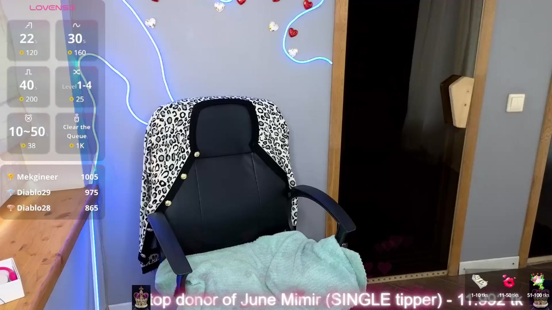 Gallery image thumbnail from Graceful_Doll's myfreecams stream on, 06/16/2025, 08:56 image 9 of 20