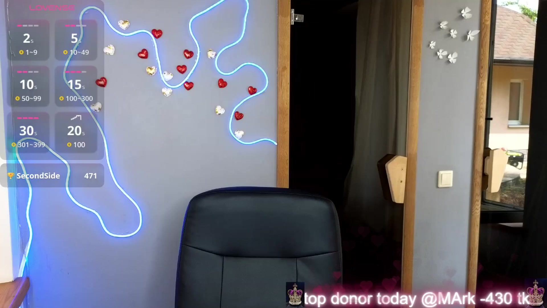 Gallery image thumbnail from Graceful_Doll's myfreecams stream on, 06/17/2025, 11:16 image 9 of 20
