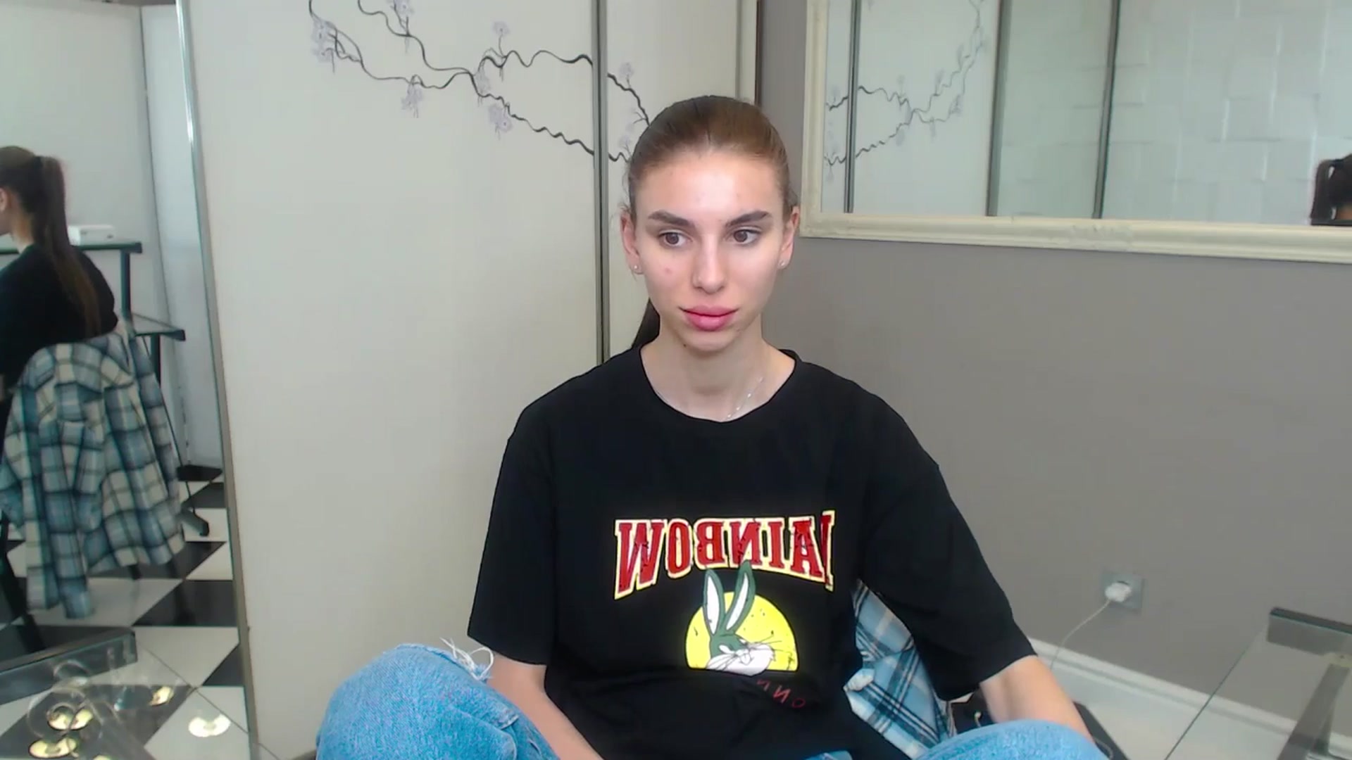 Gallery image thumbnail from Graceful_Doll's myfreecams stream on, 06/21/2025, 09:54 image 11 of 20