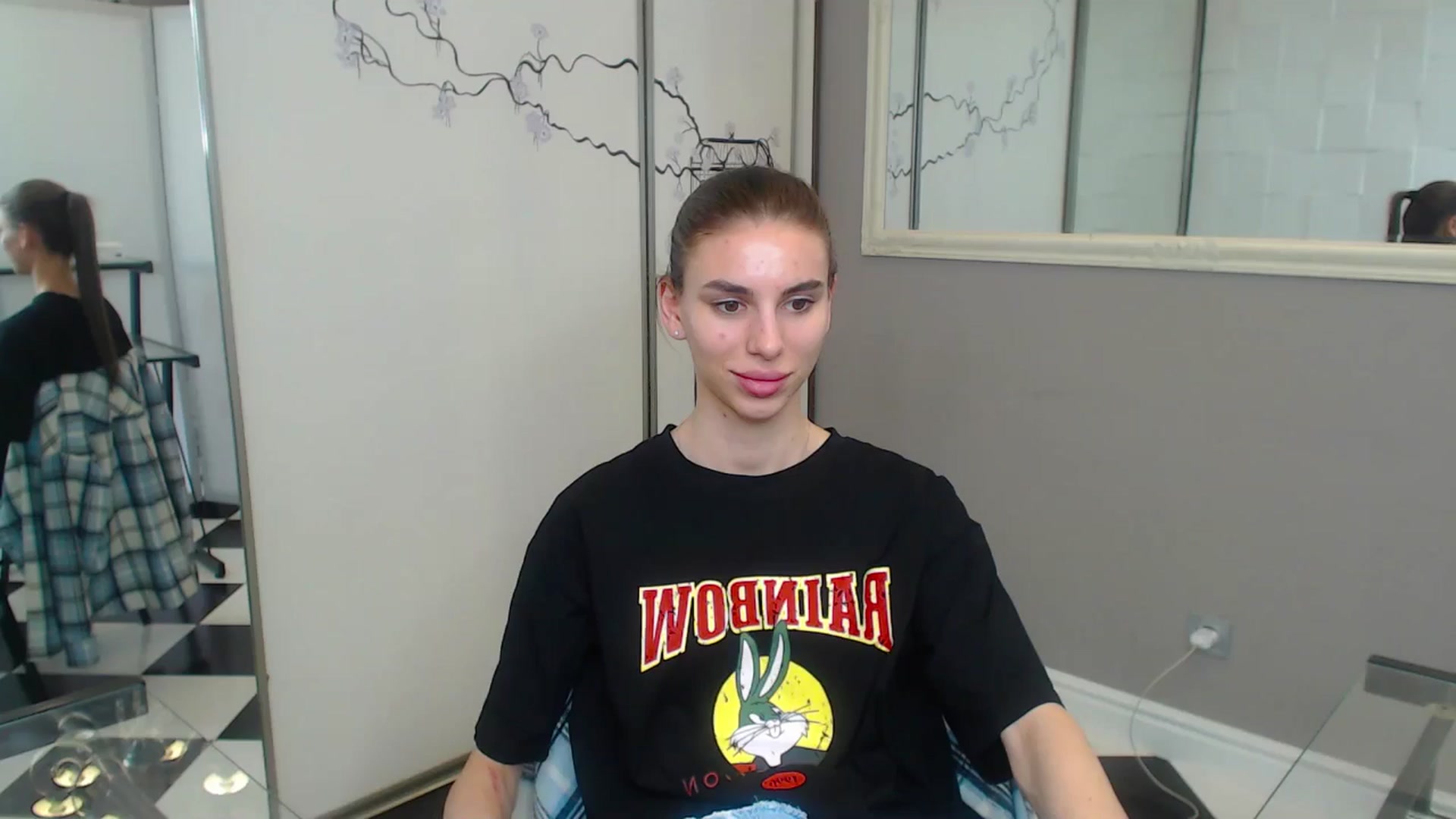 Gallery image thumbnail from Graceful_Doll's myfreecams stream on, 06/21/2025, 09:54 image 2 of 20