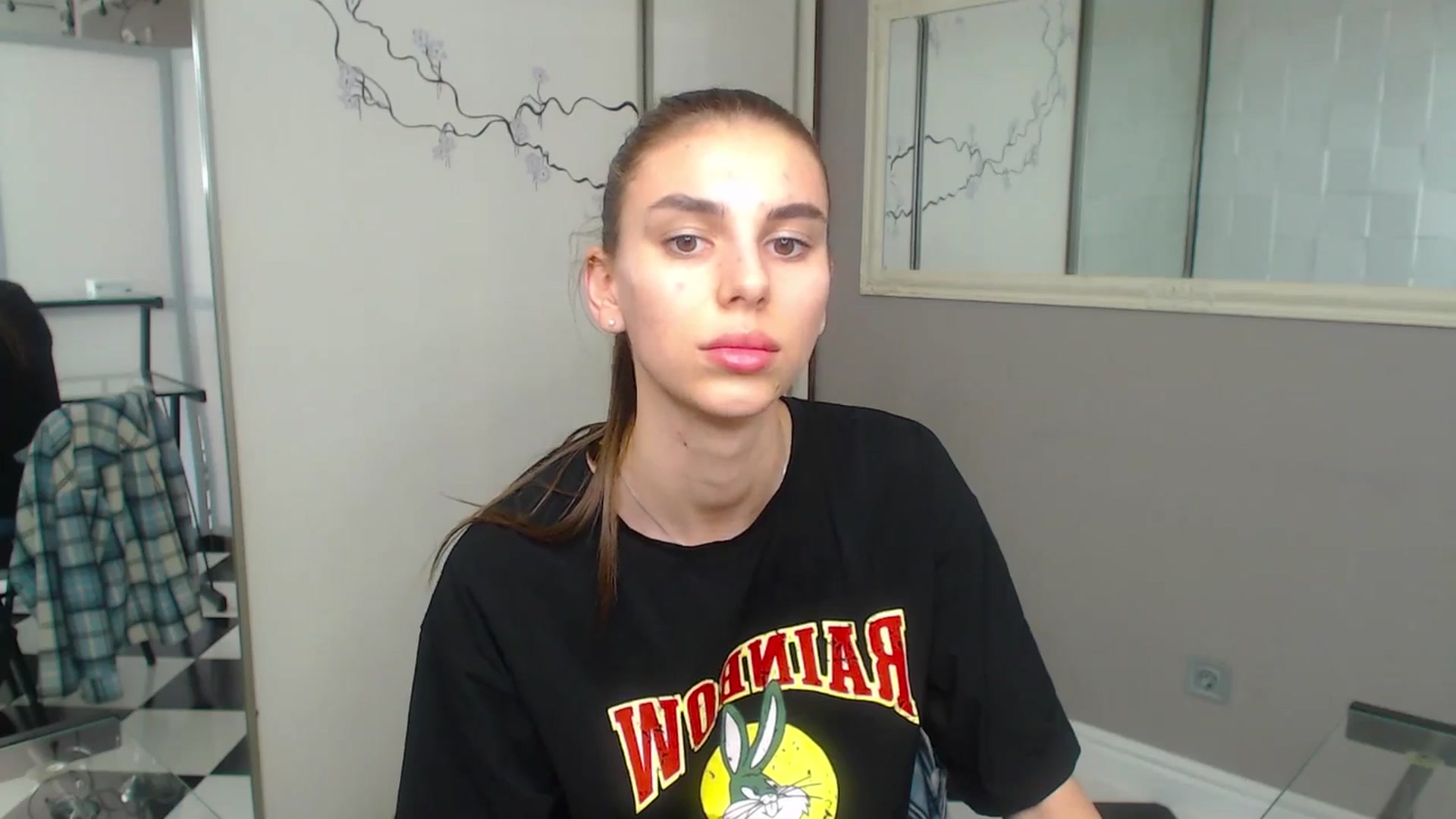 Gallery image thumbnail from Graceful_Doll's myfreecams stream on, 06/21/2025, 11:06 image 17 of 20