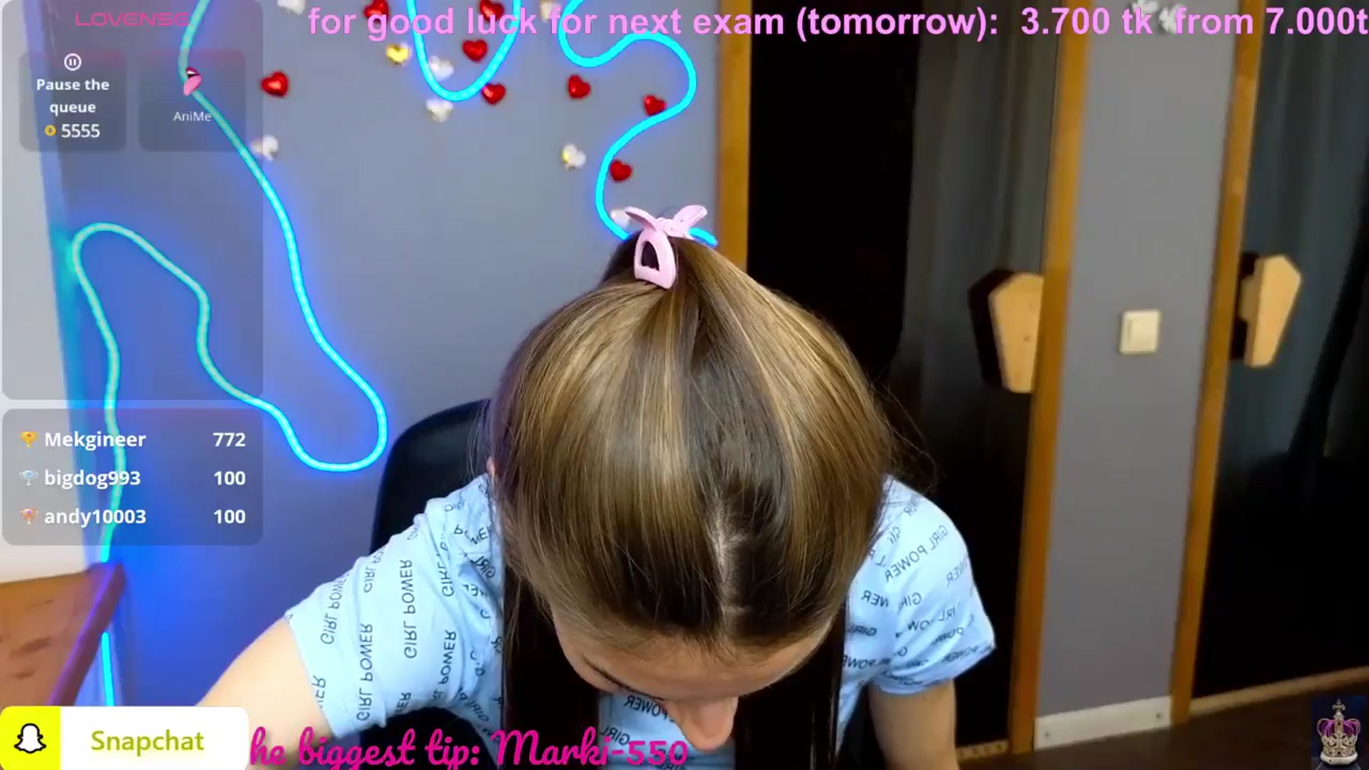 Gallery image thumbnail from Graceful_Doll's myfreecams stream on, 06/25/2025, 07:54 image 16 of 20