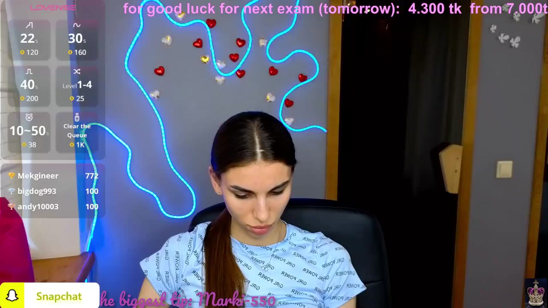 Gallery image thumbnail from Graceful_Doll's myfreecams stream on, 06/25/2025, 11:02 image 17 of 20