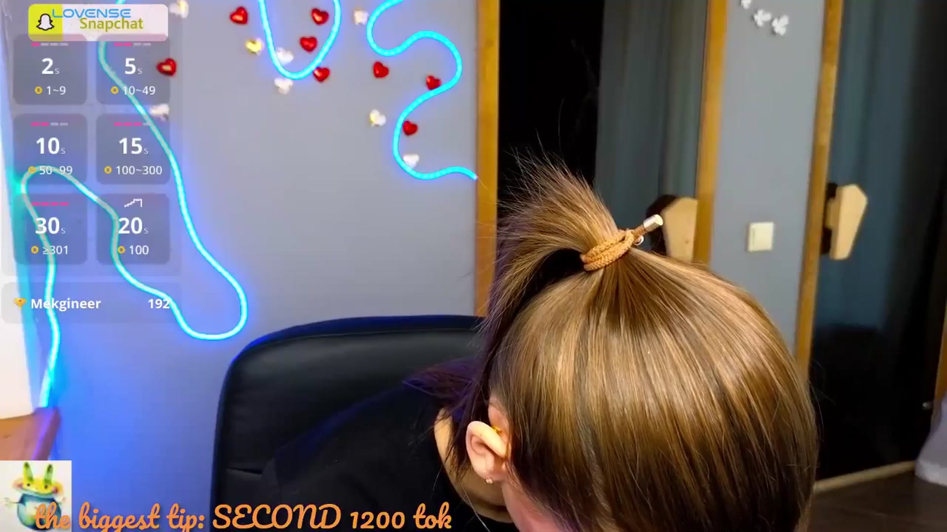 Gallery image thumbnail from Graceful_Doll's myfreecams stream on, 06/27/2025, 08:03 image 11 of 20