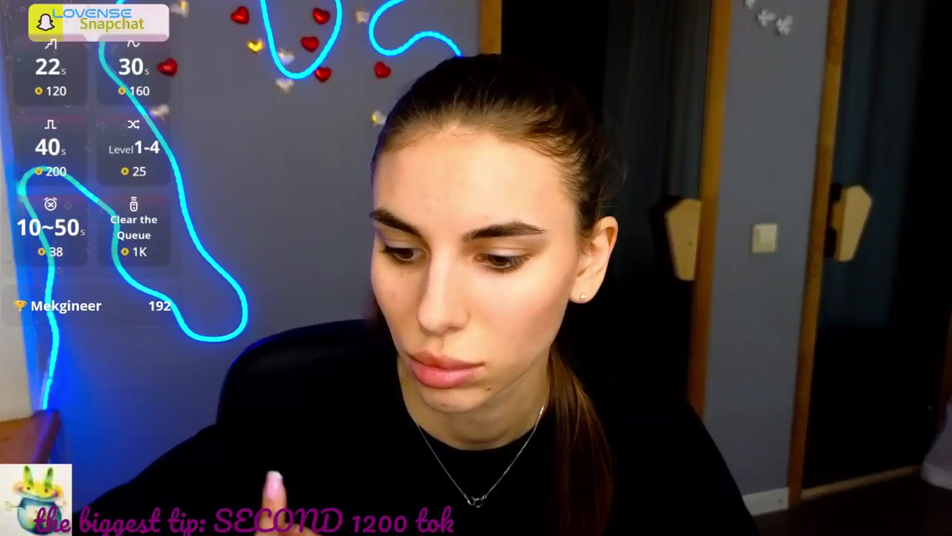 Gallery image thumbnail from Graceful_Doll's myfreecams stream on, 06/27/2025, 08:03 image 14 of 20