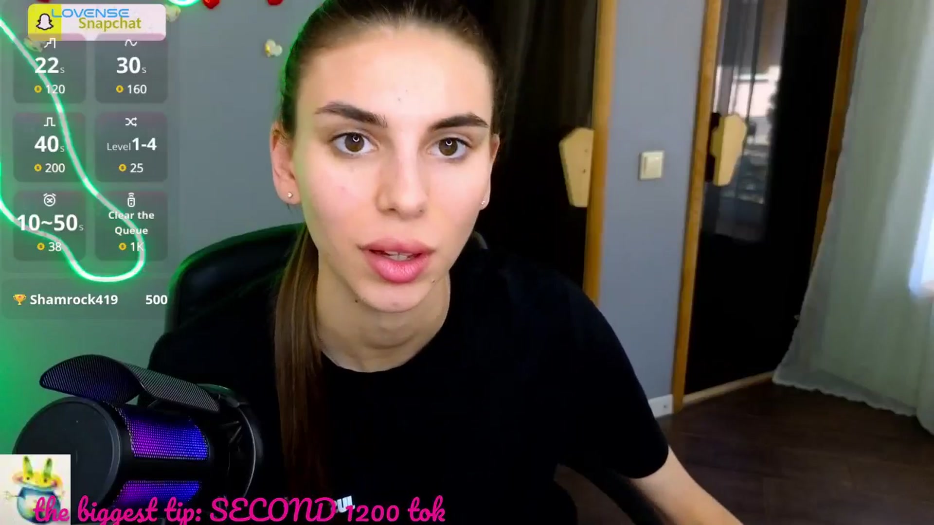 Gallery image thumbnail from Graceful_Doll's myfreecams stream on, 06/27/2025, 10:43 image 20 of 20