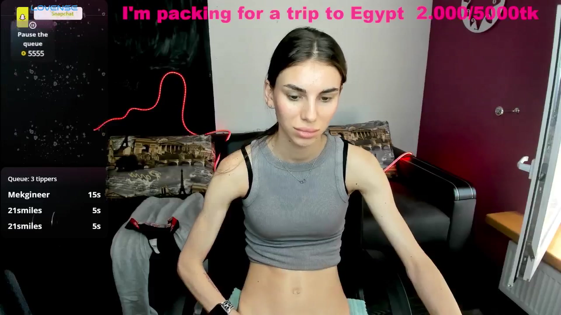 Gallery image thumbnail from Graceful_Doll's myfreecams stream on, 06/28/2025, 09:00 image 19 of 20